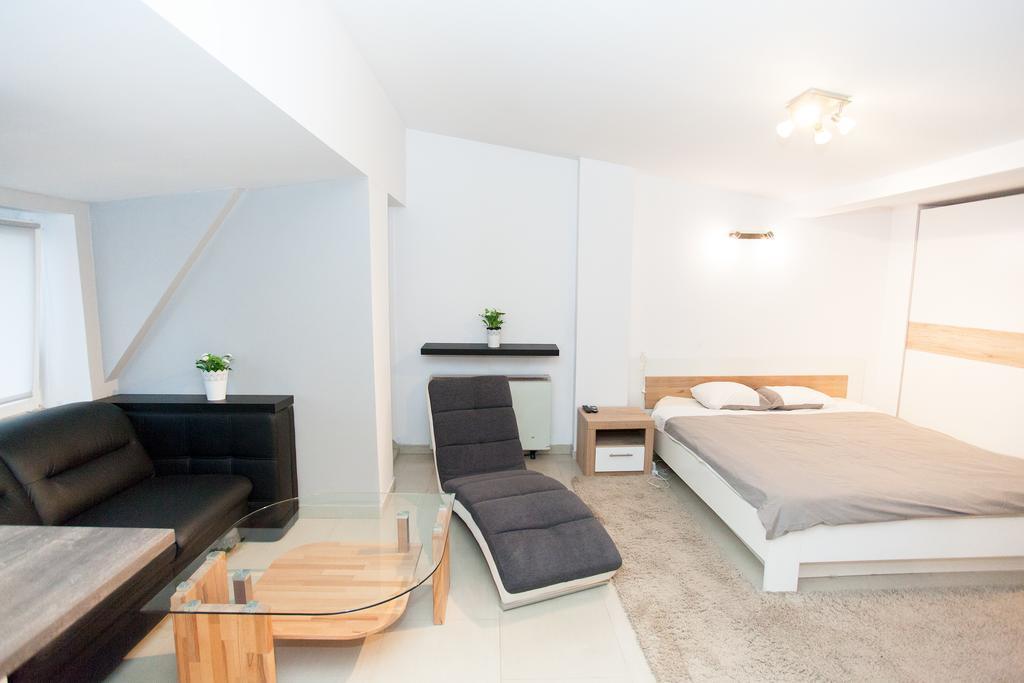 Studio Apartament Centrum Kattowitz Exterior foto